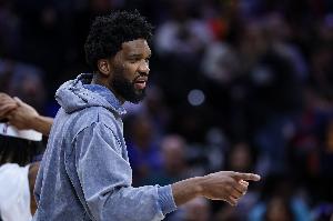 运气-Shams：恩比德将于下周接受左膝关节镜手术 预计能够完全康复